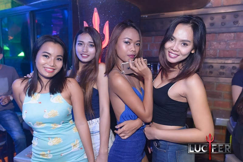 sexy girls clubbing in Pattaya
