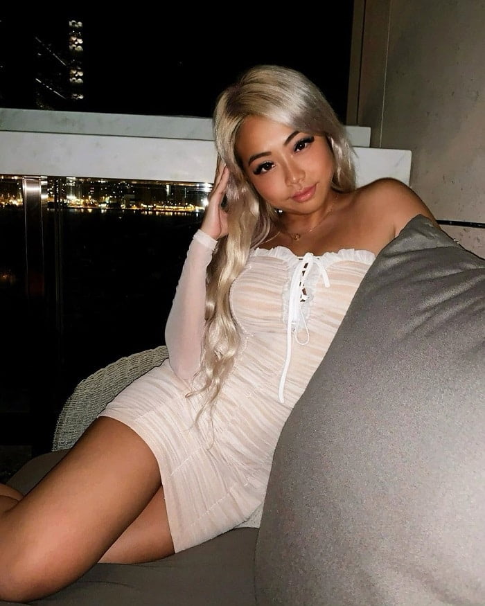 sexy girlfriend in Vietnam restaurant