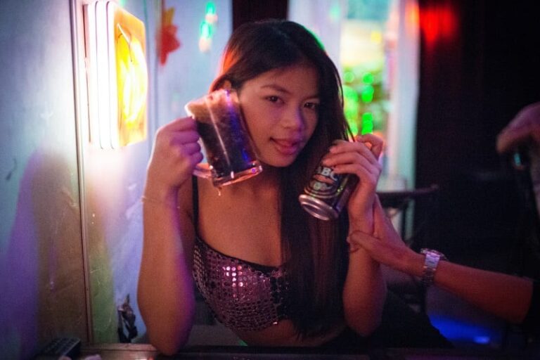 A Sexy Guide To Cambodian Bar Girls – Dream Holiday Asia