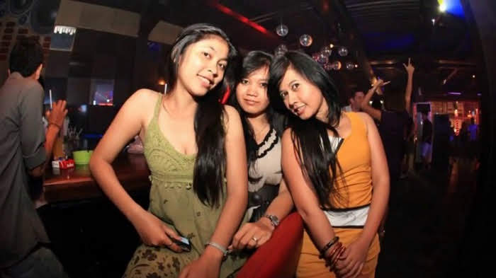 Beaches Bali Nightlife Girls 4263