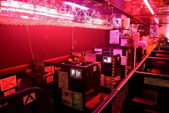 Blow Job Bars in Osaka