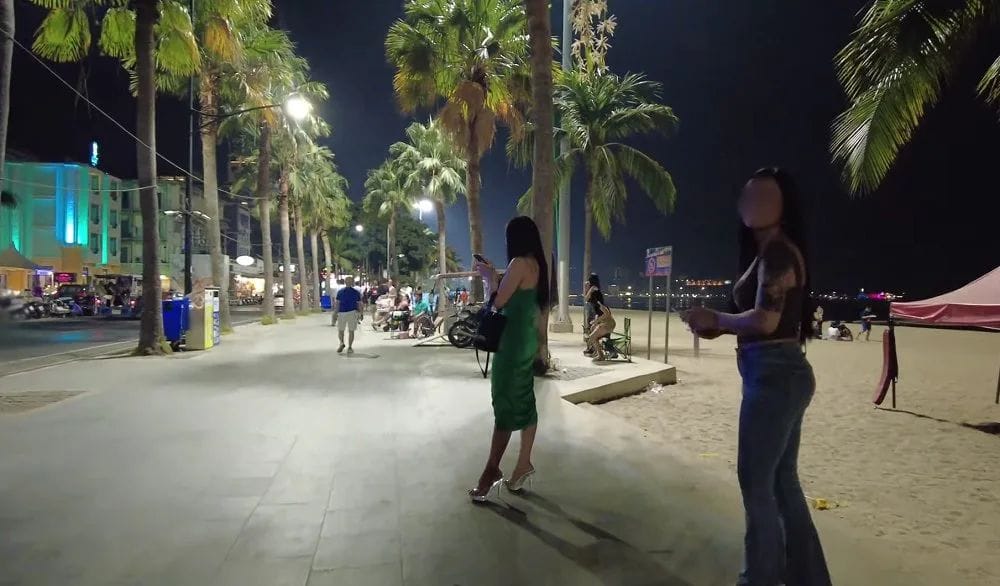 Pattaya Beach Road Hookers