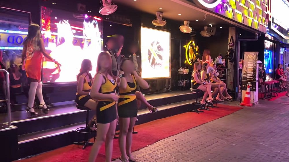 Walking Street Girls