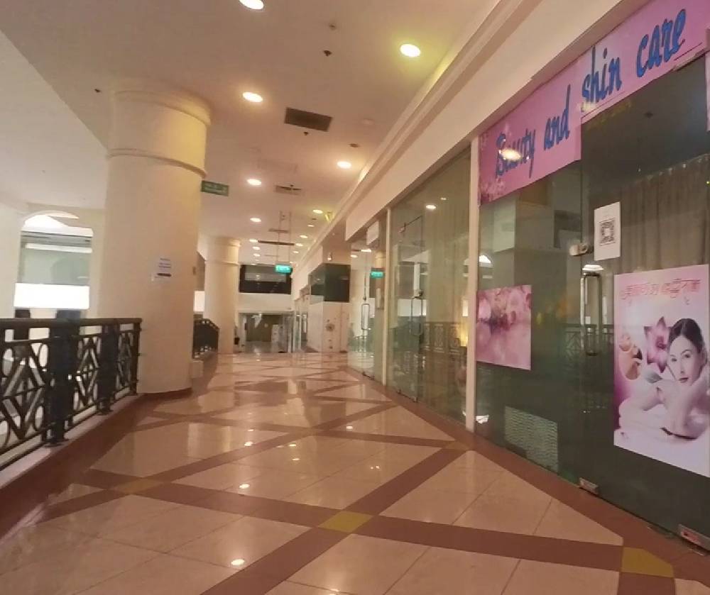 Grandlink Square Singapore Girls