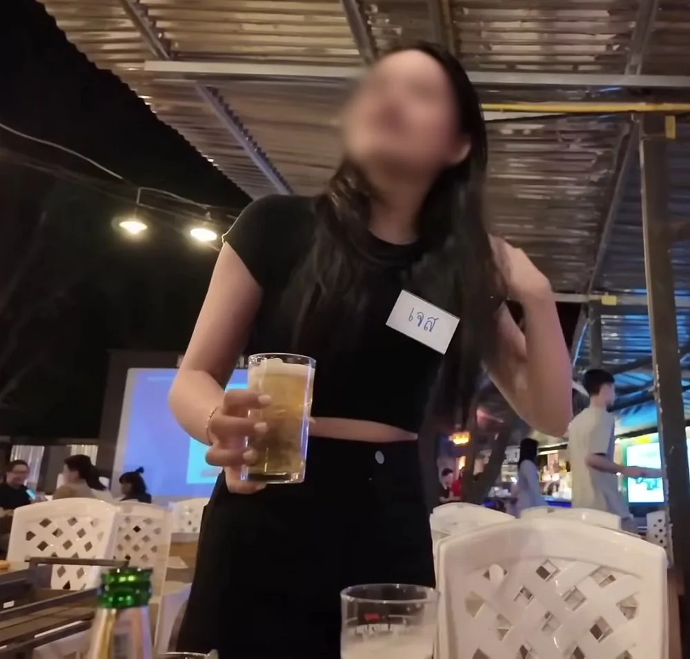 Thai Girl in Beer Bars