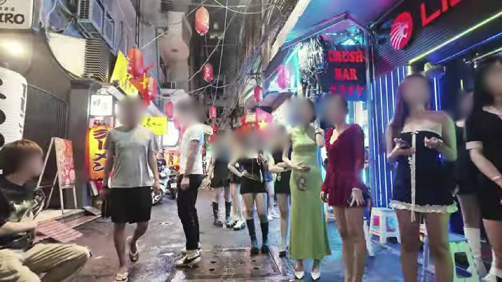 Girls at Little Japan Saigon