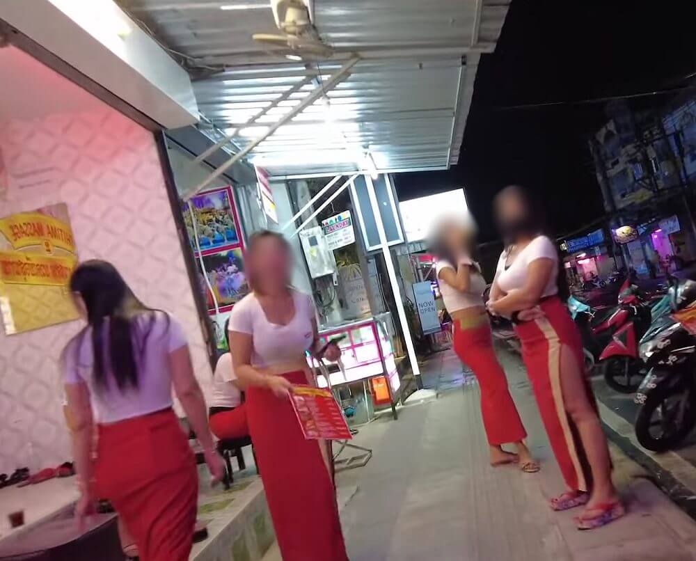 Sensual Massage Parlors Rat UThit Road